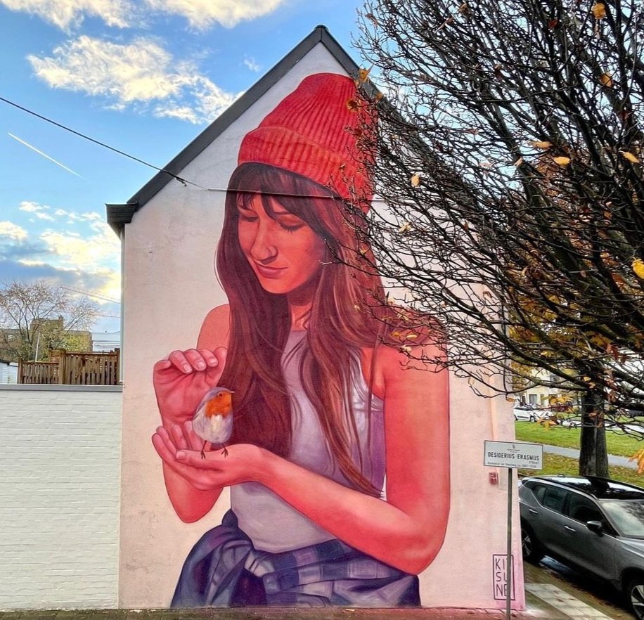'Homecoming' by Belgian Kitsune Jolene in Gent, Belgium (2023) #kitsunejolene #lamolinastreetart | photo via artist mysl .nl/rCKx
