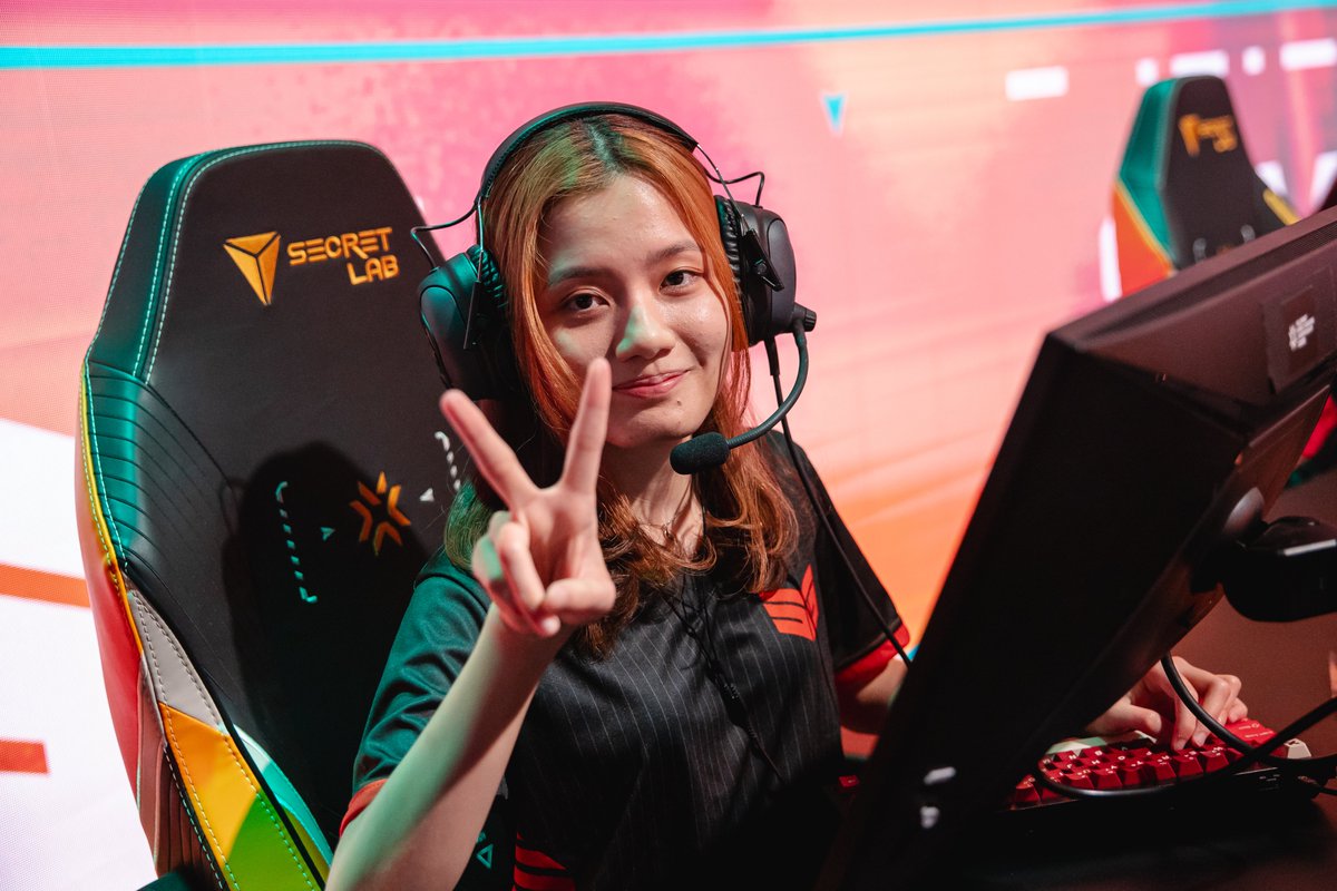 ValorantEsports's tweet photo. Team SMG takes a 1-0 series lead against G2 Gozen! 

Split is coming up next. #VCTGameChangers https://t.co/J3SuPCz9Rc