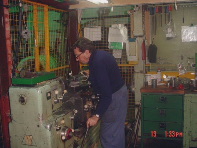 ALDOLORUSSO's tweet photo. Hoy cumpliría 90 años mi papá, Héctor. Justo hoy pusimos en marcha una máquina de tracción que lo hubiera puesto loco de alegría. Tener un laboratorio  propio en ⁦@BaigorriaInd⁩ es algo que siempre soñó. Y los sueños se cumplen papá. Se te extraña mucho. https://t.co/yjjvGx5AFP