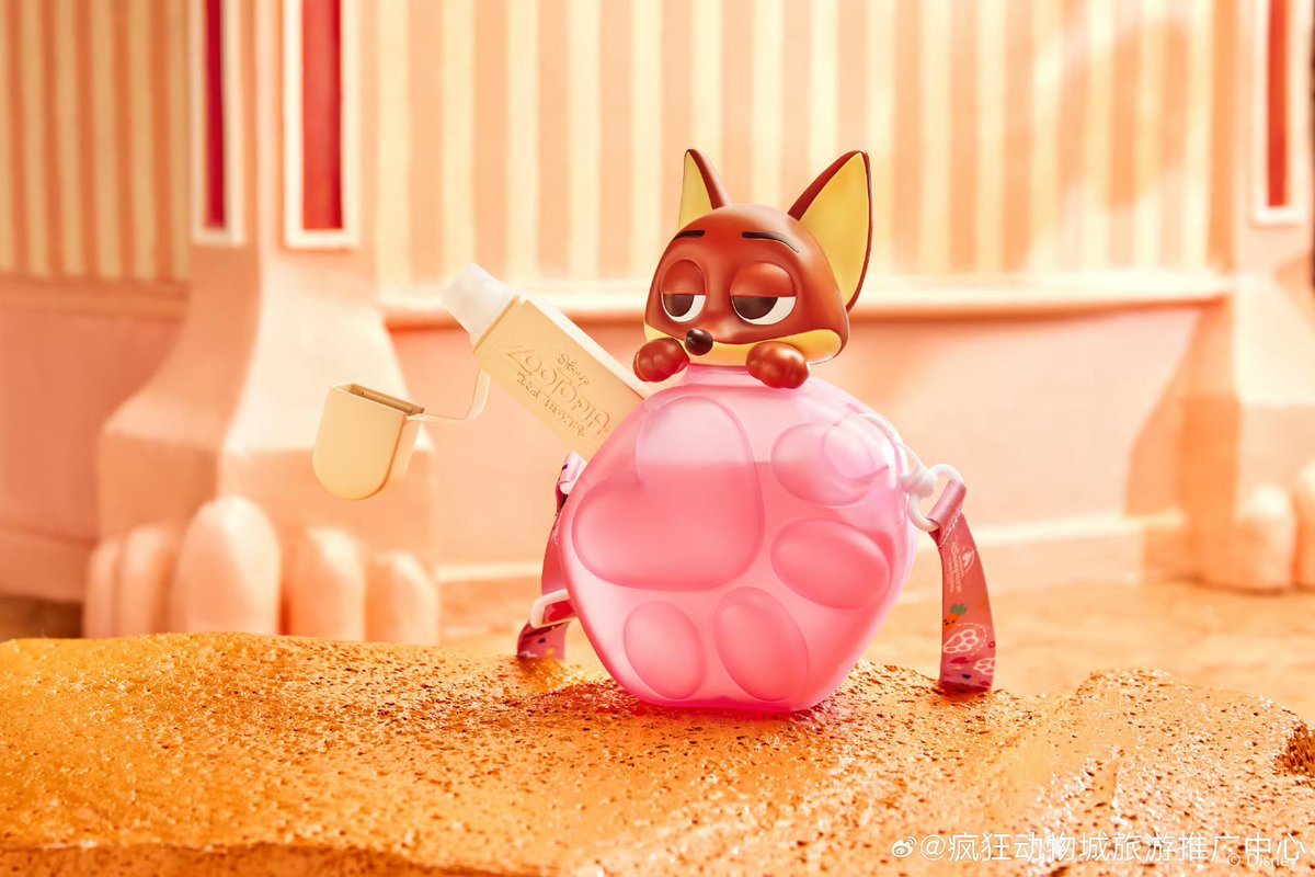 上海ディズニーのズートピアエリアオープン記念グッズとスーベニアが