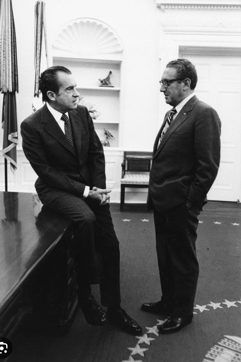 It was Dr. Henry Kissinger who persuaded President Nixon to order the illegal wiretaps on suspected leakers on the NSC and White House staff and reporters as well as the break-in of the office Daniel Ellsberg's psychiatrist #PentagonPapers