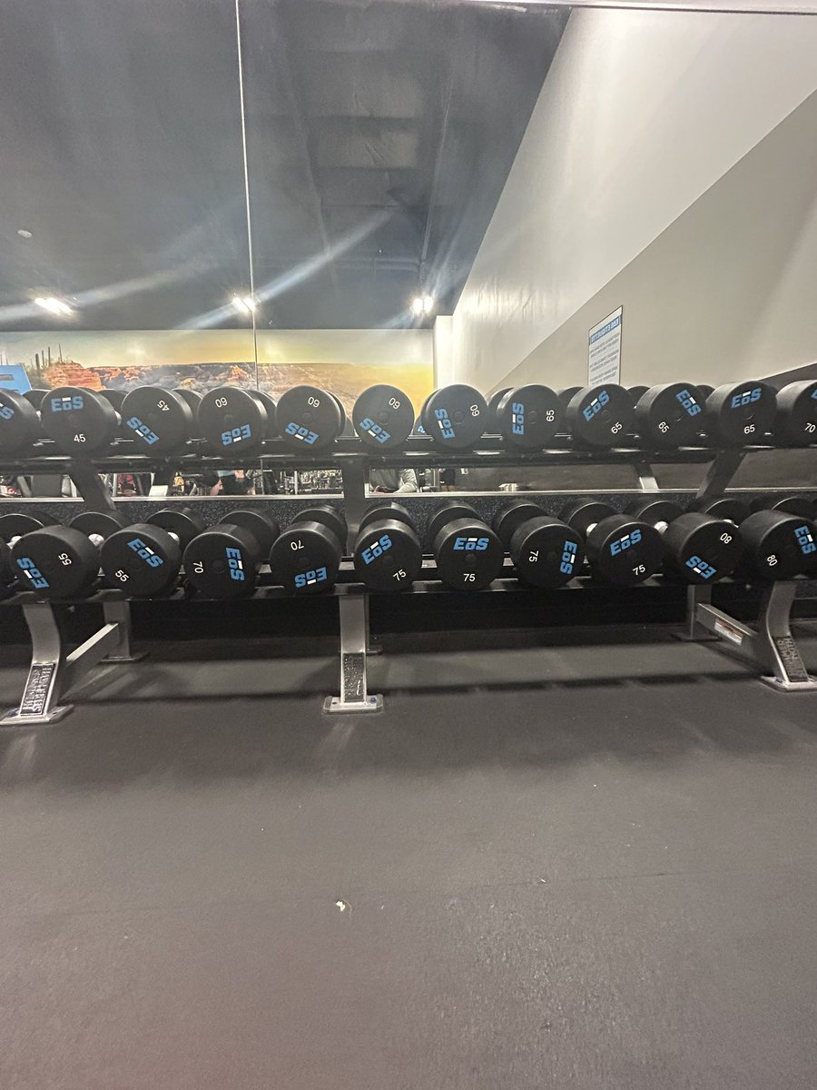 Alex Miranda (@alex_miranda53) on Twitter photo Off season grind๐ซถ Off season grind๐ซถ