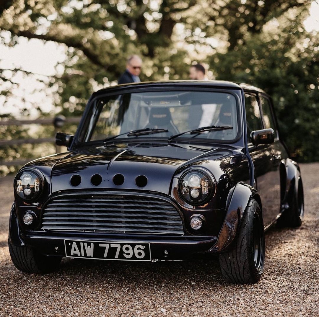 Oh my oh my 
Owner @diminutive_by_zcars
📸 @petrol_ped
#ukminis #mini #classicmini #classicminis #originalmini #carsofinstagram #mk1mini #mk2mini #britishminiclub #instacar #car #cars #carlifestyle #carstagram #oldcars #minilife #minicooper #minicoopers #classicsdaily