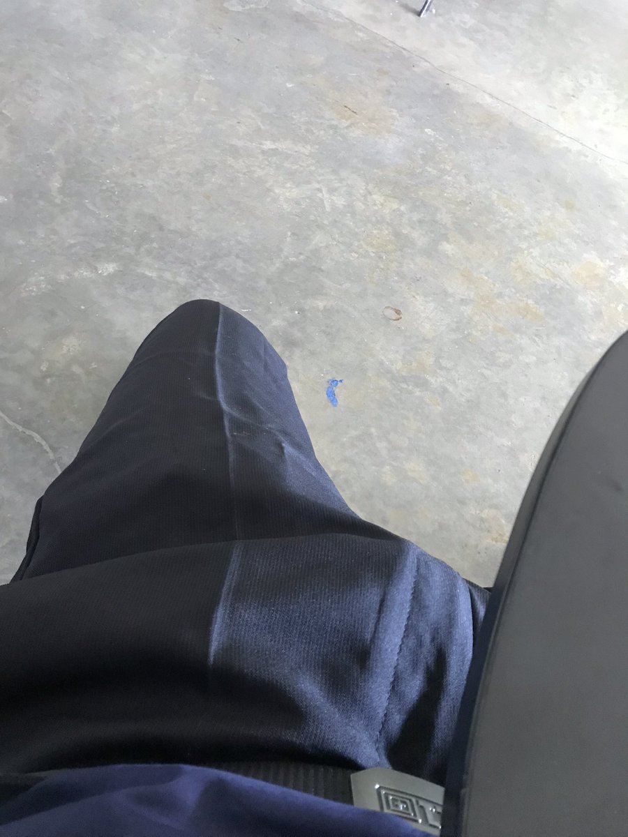 Angeloking_23's tweet photo. tigas na tigas habang vacant dito sa school 🥹🥲 #horny #lpu #lpucavite #lpuc #meet #school #crtrip https://t.co/Tfqv6jewm6