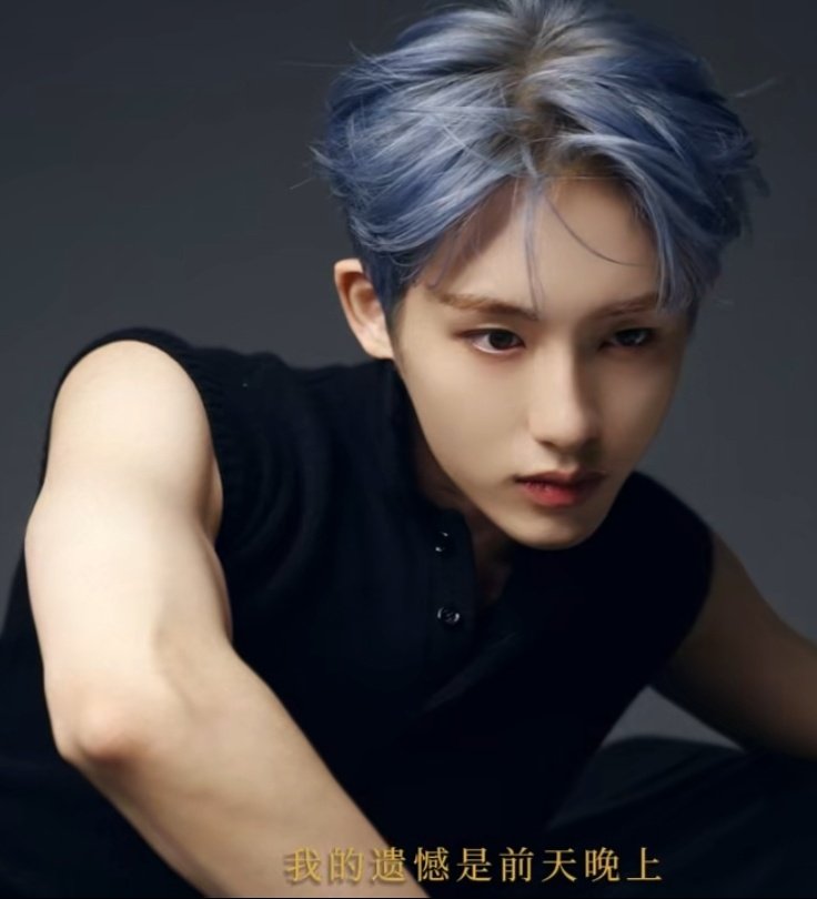 spoon_ww's tweet photo. 얼굴이 너무 아기임;;;; https://t.co/y7IkW88DZ1