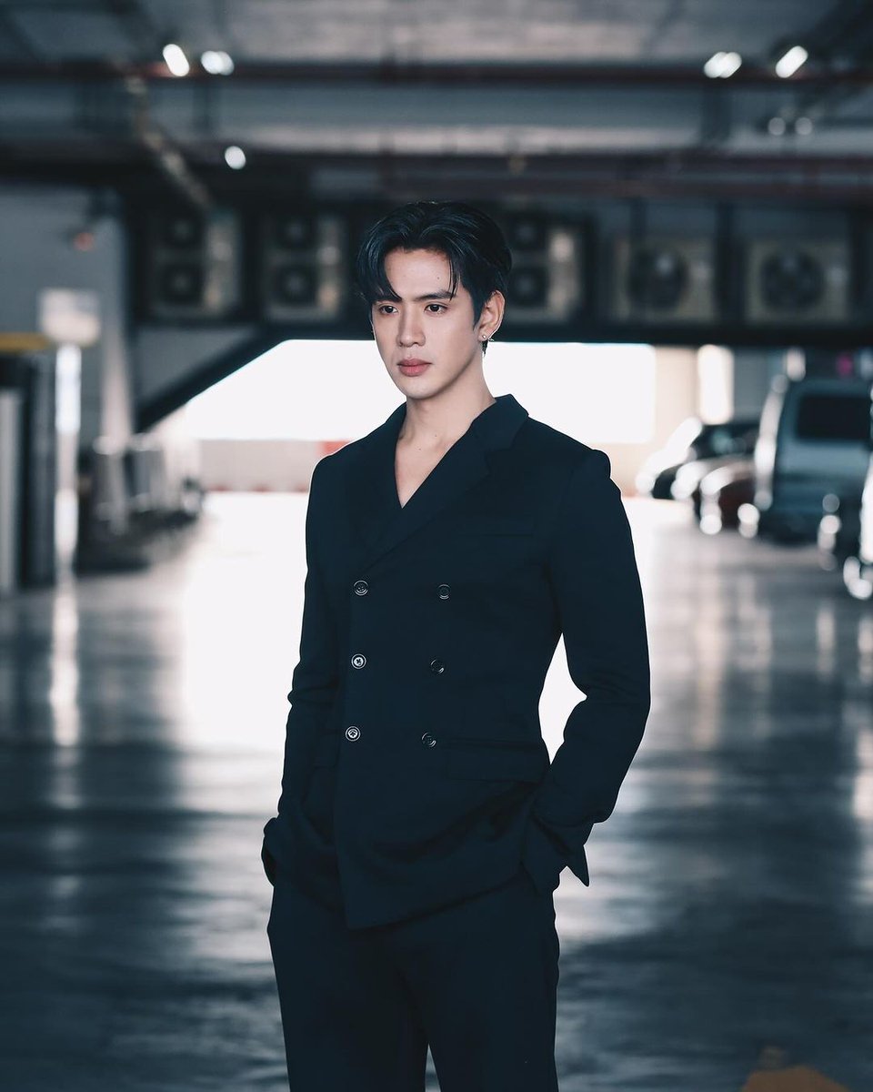 filmstarlightcn's tweet photo. BLACK LOVER🖤🖤🖤🖤@film_tnp20 

#Filmthanapat
#ฟิล์มธนภัทร https://t.co/QfwFfZiGRT