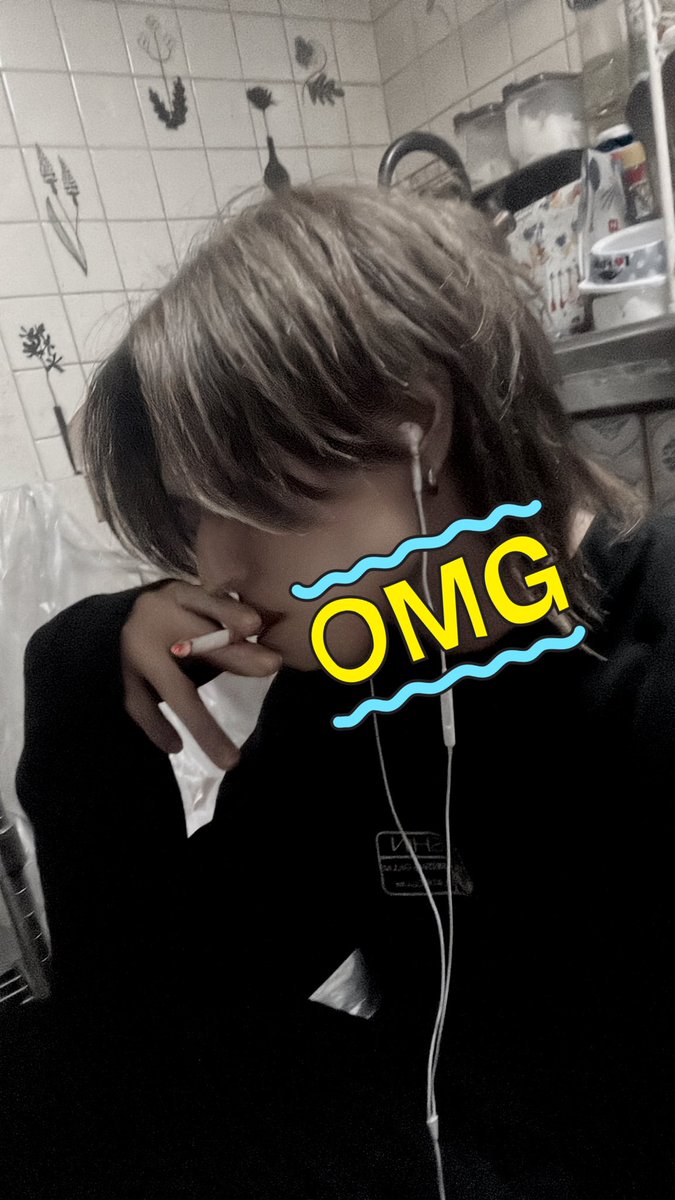 misamisa_ix2's tweet photo. おつかれニキ🫠
なんとなく気分で実家に帰る。

ゲームのお誘い貰ってんのにできてないの悲しいです。 https://t.co/5uya5ht6sH