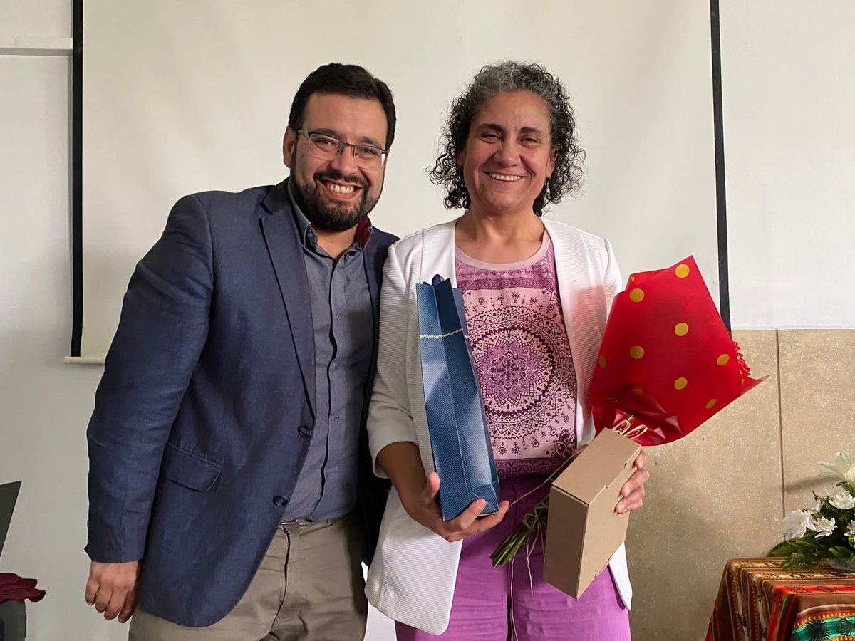 ElsaDanielaSan2's tweet photo. Con mucha emoción hoy compartimos el egreso Terapéutico de l@s participantes del Programa de Tratamiento para personas en Situacion de calle del @Hdecristo en convenio con @SENDABIOBIO . Gracias por sus testimonios, que nos impulsan a seguir trabajando por la Justicia Social https://t.co/qLcQWL9iXK