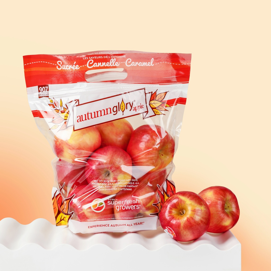 AtmnGloryApple's tweet photo. Hints of cinnamon, subtle notes of caramel, and a juicy, sweet crunch that delights your tastebuds - who would have thought these words could describe a fresh, non-GMO apple!? 🍎

Find Autumn Glory apples at your local grocery store! https://t.co/SGUJKf7hLb