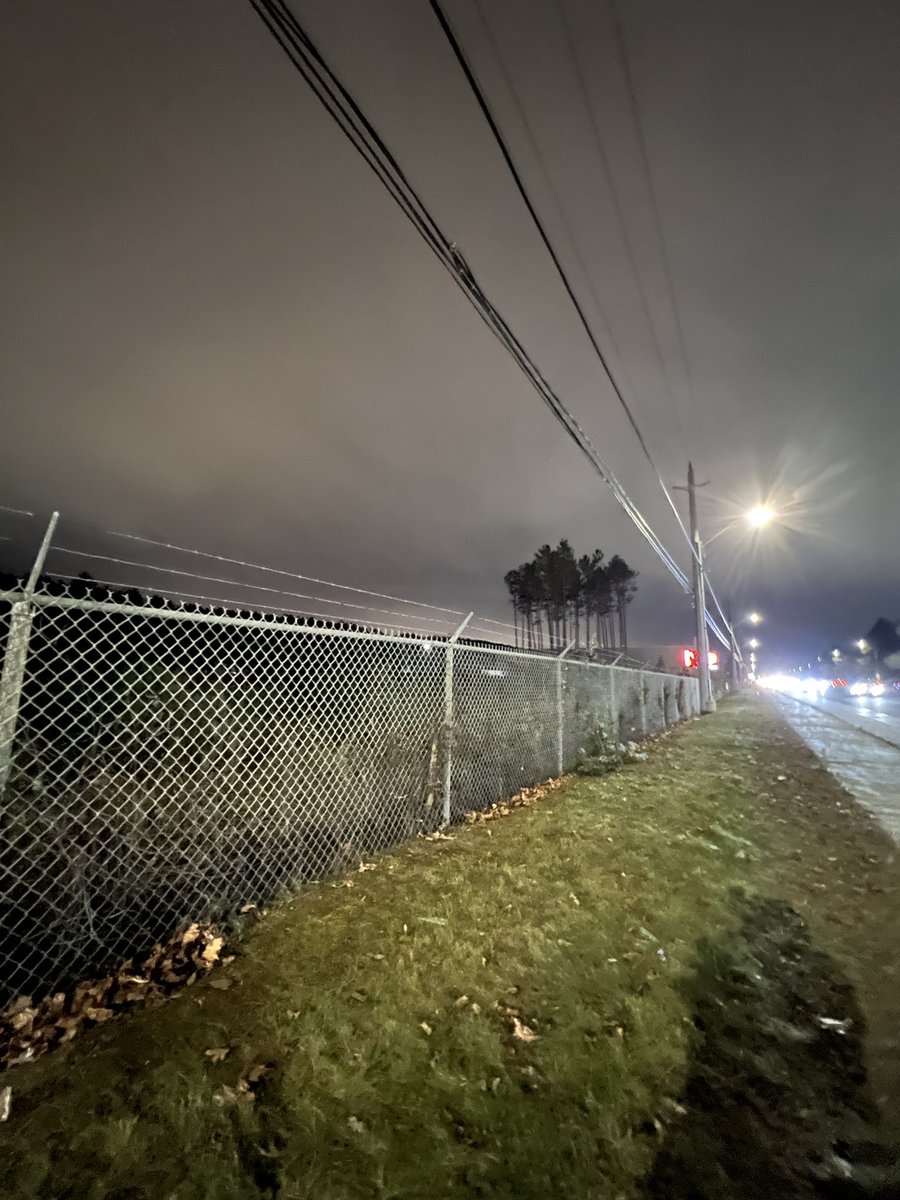 feathermoss's tweet photo. @_MarkSutcliffe @porterairlines Thanks for being such a swell neighbour @FlyYOW.
Think I would rather drive to any other town…if I had to fly out of #Ottawa.
#CommunityEngagement 
#UrbanParkplatform @liberal_party -cowards…
in the battle of 
EGO vs ECO #SaveHuntClubForest 
All of Ottawa lost. https://t.co/CLojsfkmmY