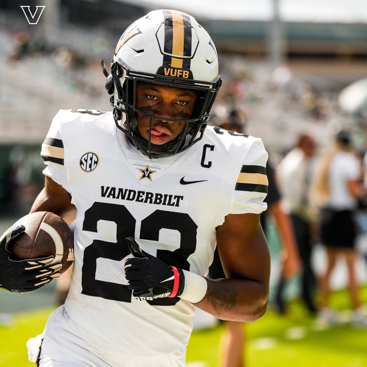 Expo Recruits tweet media