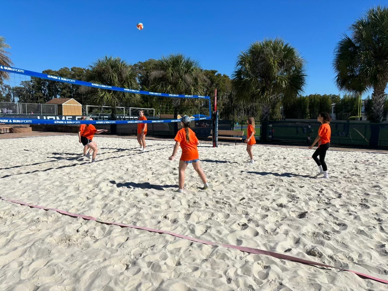 BISCSouthLoop's tweet image. Global Games has kicked off in Orlando. From the amazing opening ceremonies to flag football, tennis, sand volleyball, soccer, basketball and more. What an awesome first day it was.
#WeAreBulldogs #GoOrange #NAEGlobalGames #GlobalConnectedness #NAETheAmericas #FamilyofSchools