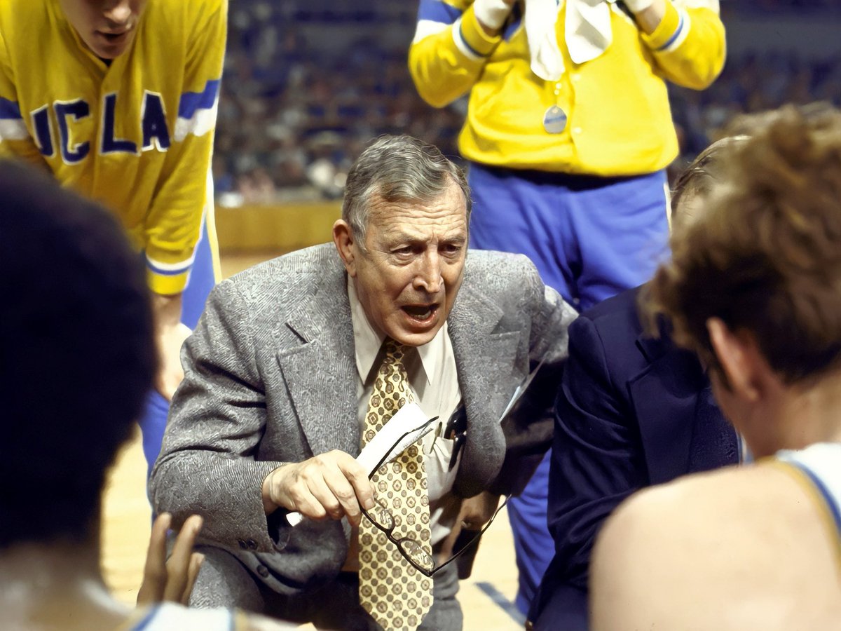 BallisPsych's tweet photo. John Wooden used to tell his players that nobody should be able to tell whether they’d won or lost, just by looking at them.

He didn't want them getting caught up in the emotions of wins or losses.

Tough players handle wins as gracefully as they weather the storms of adversity. https://t.co/r0NNPlQsMA