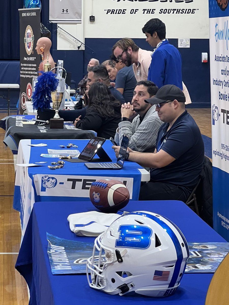 Rose Gandarilla tweet media