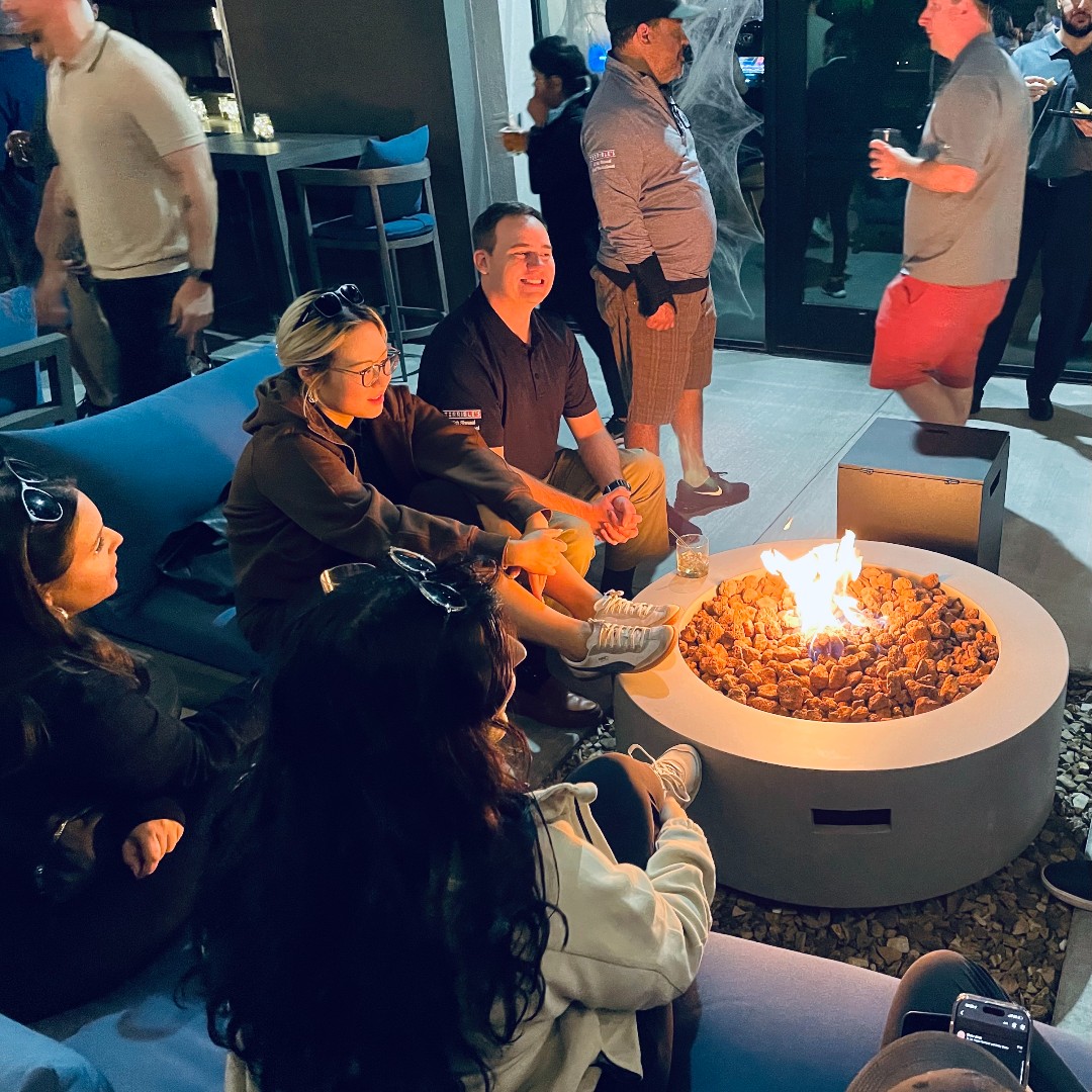 WSKYbarandgrill's tweet photo. Have you been to our Inspirada location yet?! 🔥🎰🍽️🍺🥃😀 

Drinks: ✔️
Delicious Food: ✔️
Patio: ✔️
Fire pits: ✔️
City Views: 🤌

📍WSKY Inspirada - 3231 Bicentennial Pkwy Henderson NV 89044 🌇

#RaisingTheBar #localbars  #inspirada #gaming #food #drinks #wskybarandgrill https://t.co/6tETOkx0vJ