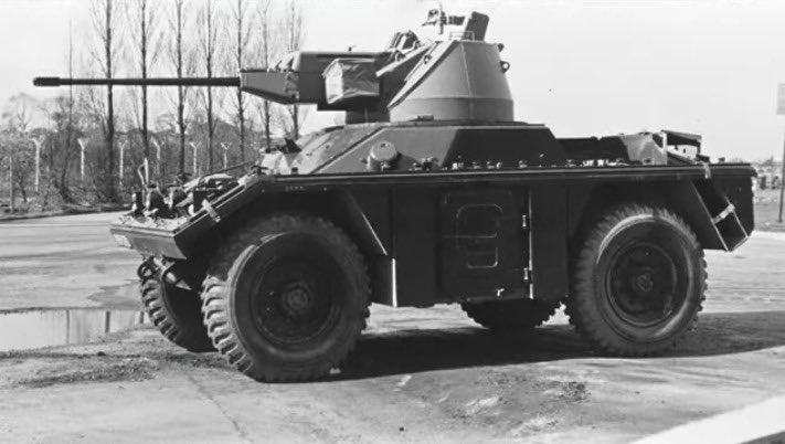 FV721 Fox (KAA-001) SPAA - Britain