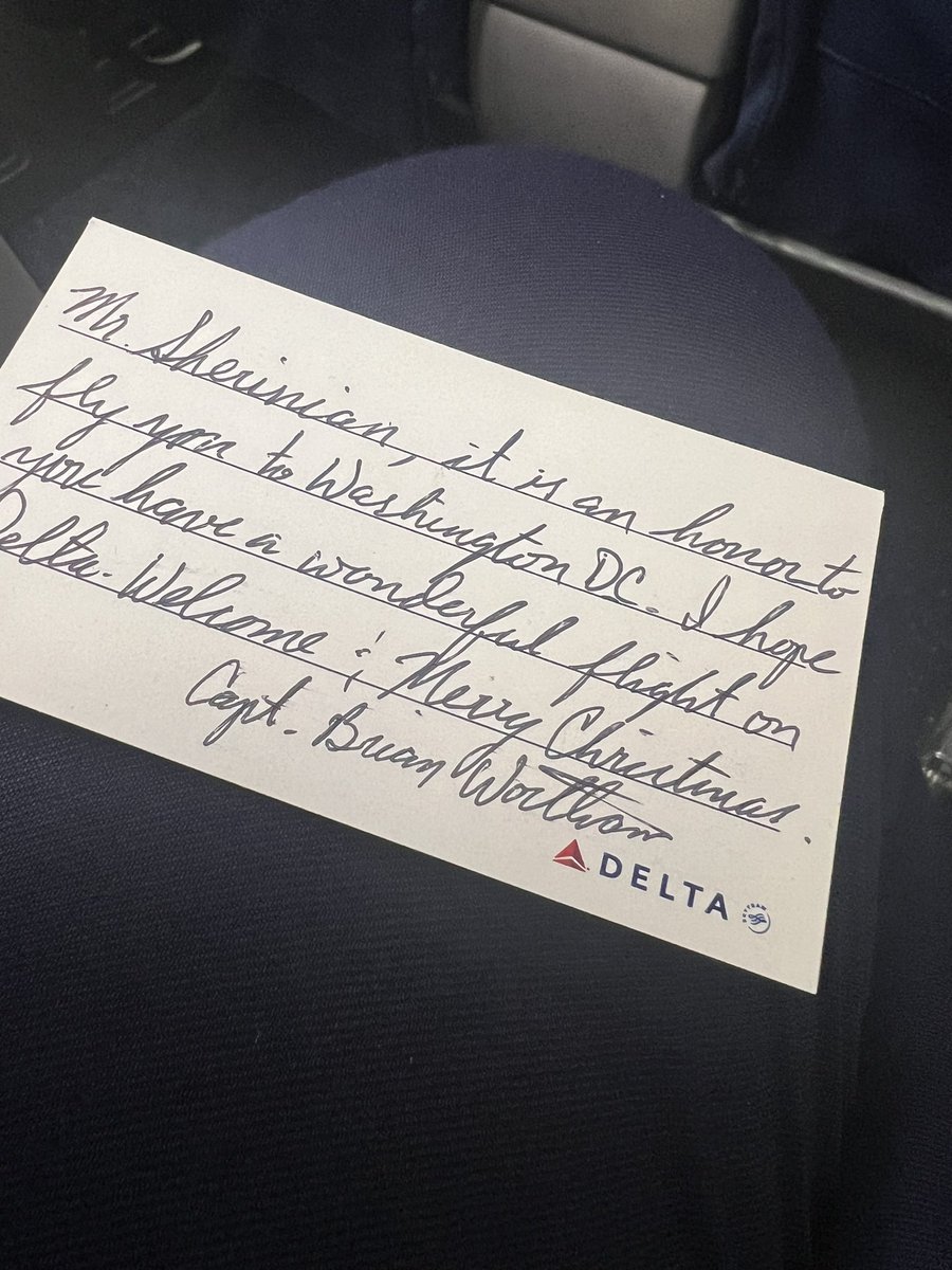 Well done <a href="/Delta/">Delta</a> - I thought this flourish of #PR was an unexpected and human touch of genius by Cpt Wortham. Loved it! #CustomerService