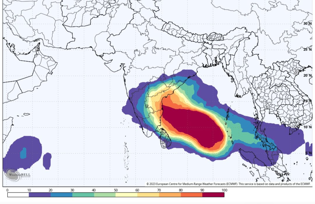 RainStorm_TN's tweet photo. Entire coastal #Tamilnadu will come under rains , parts of Northern #Chennai suburbs under rains, we can see lot of rain bands parking of the coast. Rains possible in coming hours over #Chennai #Tiruvallur #Chengalpattu
Today #Cheyur #Pondicherry #Cuddalore to #delta #Ramnad #Toothukudi stretch will come under heavy rains. Interiors will get light to moderate rains.
Upcoming System: Not so stronger and coming closer to north TN coast /South Andhra coast, so probability for very heavy rains to extreme rains increasing with winds, Dec 2-4 #Nellore #Sriharikota #Tiruvallur #Chennai #Kanchipuram #Chennai #Chengalpattu #Pondicherry #Cuddalore has to be on alert. This is as per current weather model outputs. Will update if any changes.
