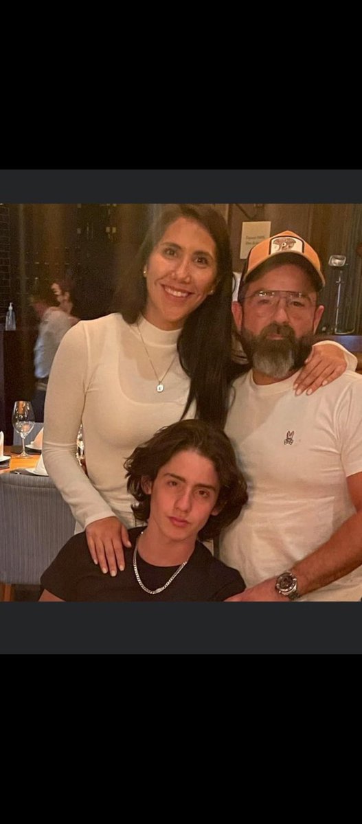 Juanjo110692's tweet image. Padre Madre e Hijo delincuentes #Pipope  #LordPipope  #Justicia