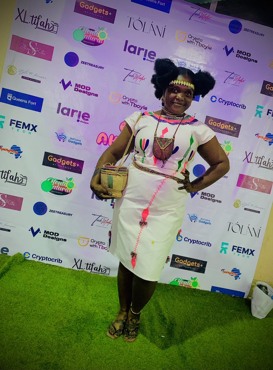 tiffannytoke's tweet photo. Stepped out as Aminat for my FACULTY FYB DINNER… 

A true AKINKANJU at Ojude AKINKANJU ❤️❤️❤️ https://t.co/RSCEyfz7ta