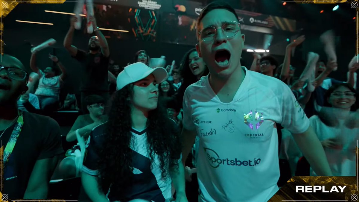 TeamSMGofficial's tweet photo. π§‘ the crowd here is electrifying!! WE LOVE YOU BRAZIL π§π· ! π§‘
Time for us to fight our way back up from the lower bracket. Lets go! π₯
#SMGVamos #VCTGameChangers https://t.co/GpRZux6E4Y