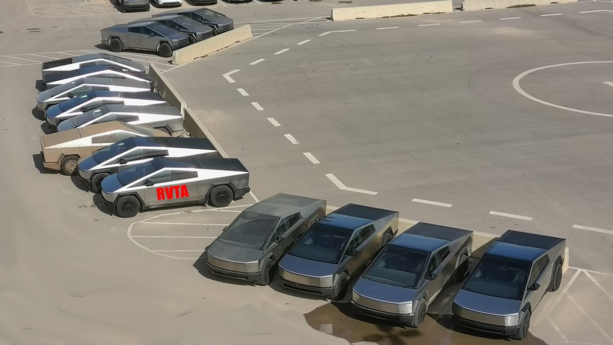 JMMGarzaPhoto's tweet photo. @Tesla Delivery Event. Five year old design with upgraded (higher) price. Amazing! https://t.co/Y4RyTQ2BiK