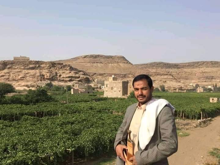 MoqtdaAlHshishi's tweet photo. الشهيد المجاهد السيد/ابراهيم بدرالدين الحوثي سلام ربي عليه
التقطت هذه الصورة في منطقة الأشرف بني حشيش

#اسبوع_الشهيد https://t.co/9Mc4bOMujL