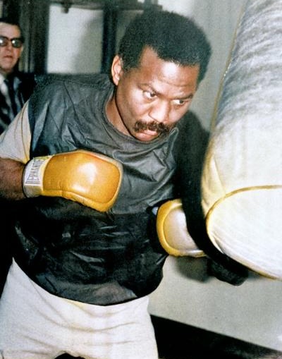 BoxingHistory's tweet photo. José "Mantequilla" Nápoles, 1960s and 70s welterweight champion who defected from Cuba and was embraced in México. https://t.co/NzMpPY1qPx