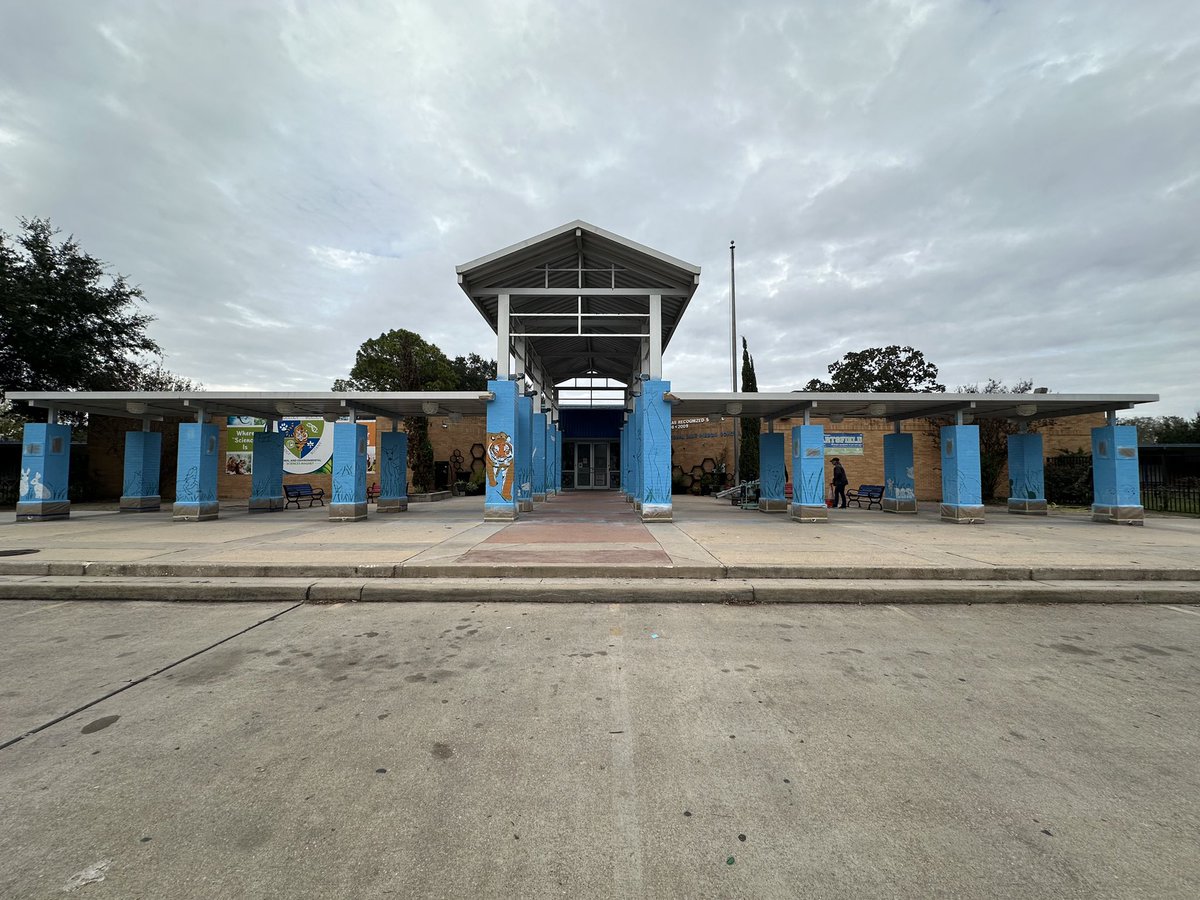 T Bradley Murals tweet media