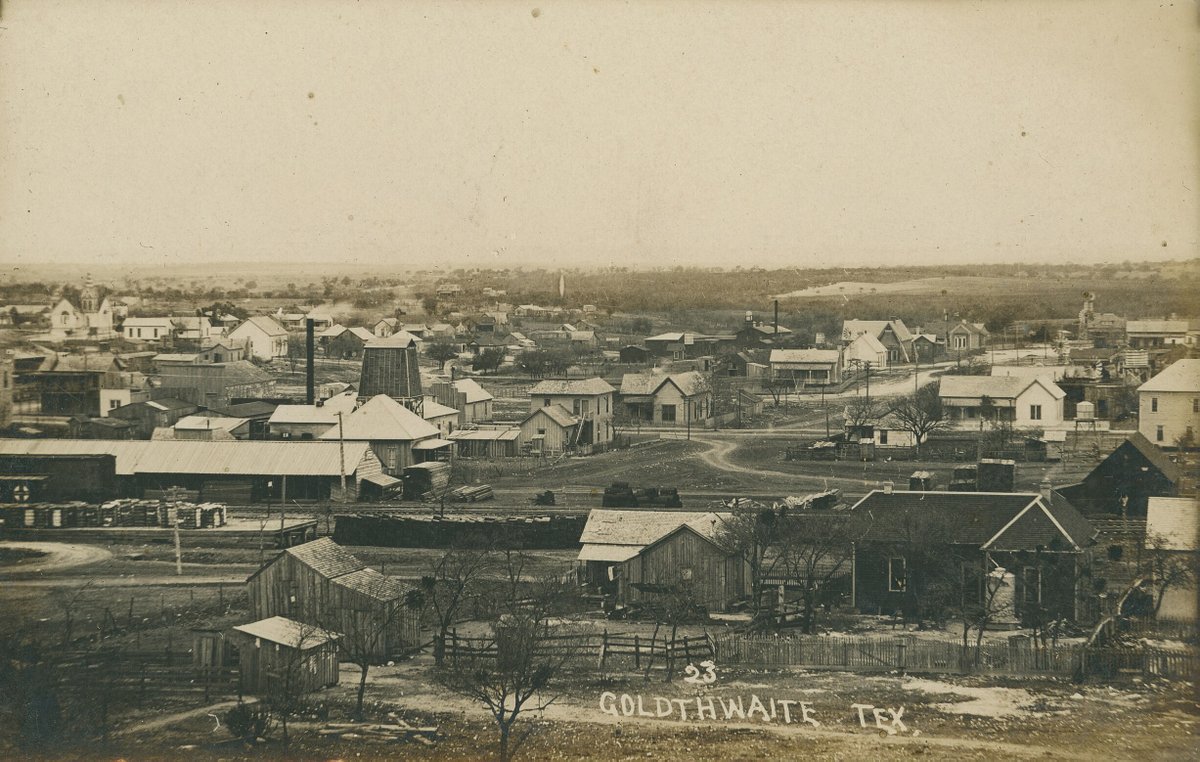 TracesofTexas's tweet photo. Beautiful downtown Goldthwaite, Texas circa 1907. What a view! https://t.co/QdG3m6WPWB