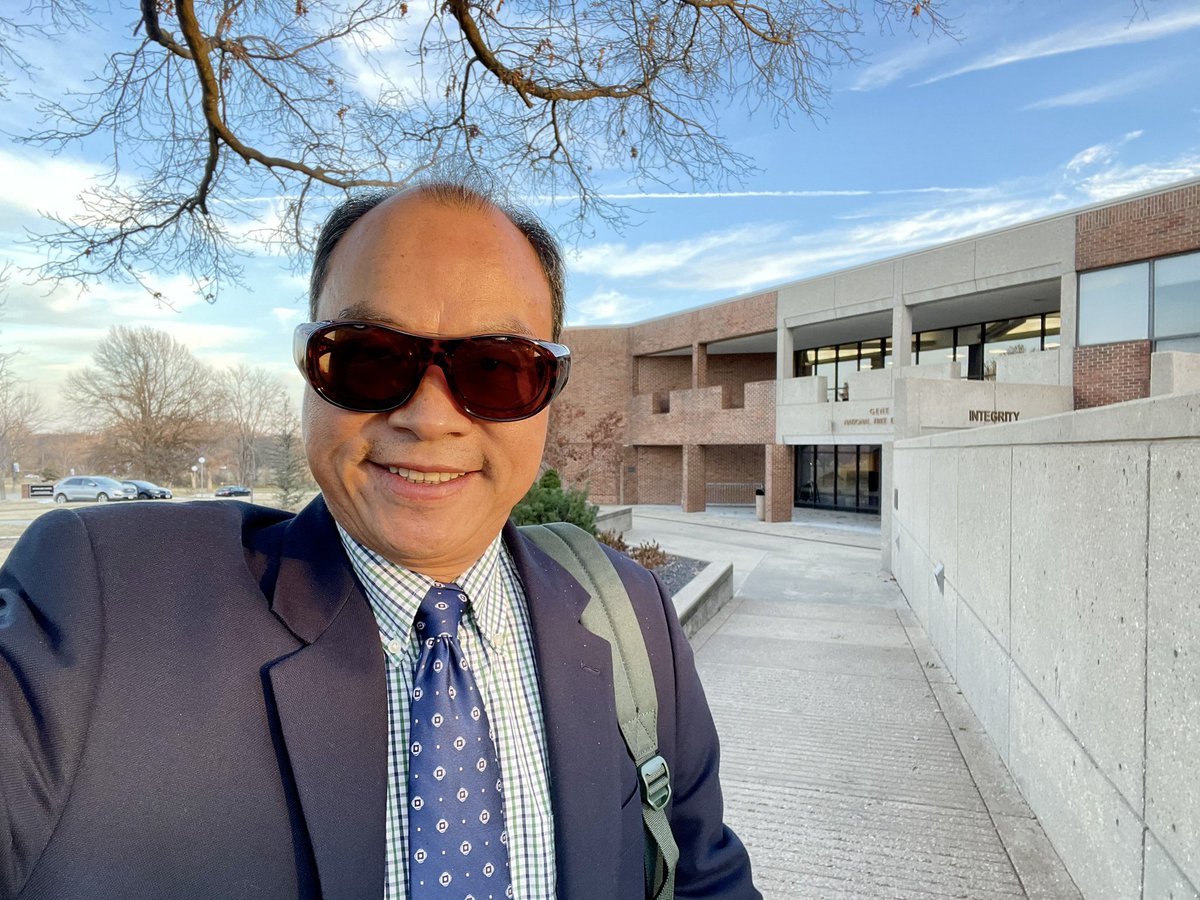 drdvd's tweet image. Love this gorgeous Wednesday in Missouri! #blessedWednesday #sbuniv #joyofteaching #welovesbu @sbuniv @drdvdus