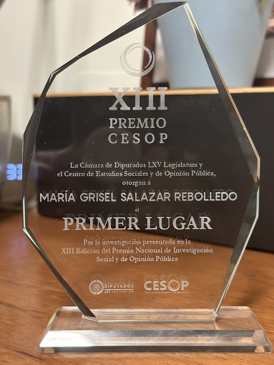 griselsr's tweet photo. Hoy tuvimos el honor de recibir el Premio @CesopMx con nuestra investigación sobre la representación sustantiva de las mujeres y el impulso de la legalización del aborto, parte nodal de la agenda de género.
¡Muchas felicidades a todas las personas ganadoras! https://t.co/KkttG3QJM7