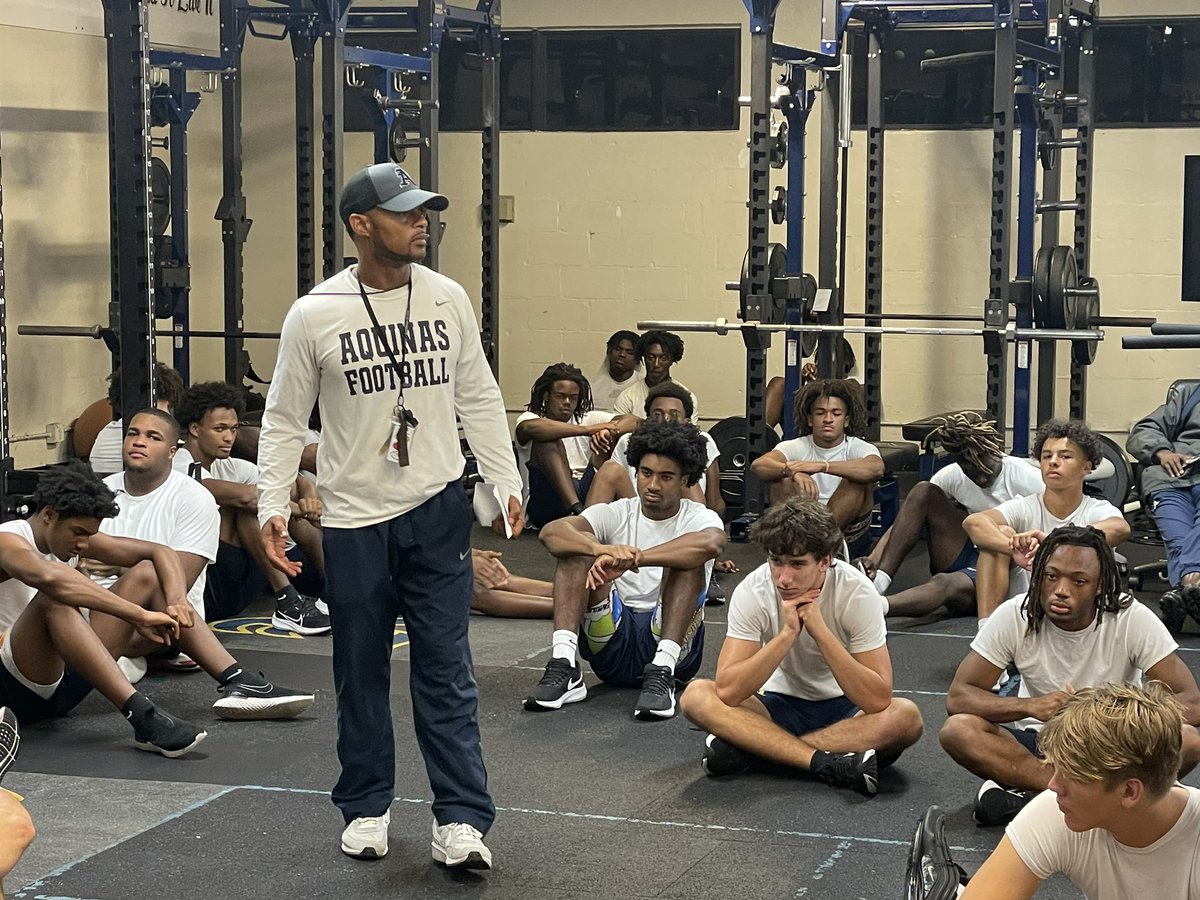 STA_Football's tweet photo. 🔹🔸 RIGHT RAIDER🔸🔹

Opportunity is knocking for the Right Raider to answer the call.

#Brotherly_Love
#RuleTheWorld
#YouGoWeGo
@CoachHarriott https://t.co/nNaviB2l1a
