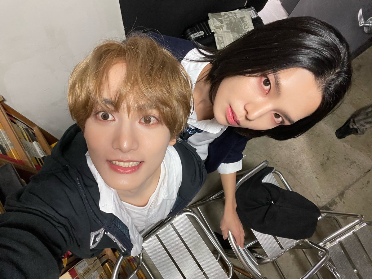 WAKER_official's tweet photo. 안녕하세요 이준입니다😄
처음으로 제대로 인사드립니다🤭🙏🏻
앞으로 활동 많이 기대해주세요 😙

#WAKER #웨이커 #ウェイカー
#이준 #IJUN #イジュン https://t.co/LHrYVgltcJ