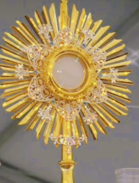 Alabado sea el Santísimo Sacramento del Altar