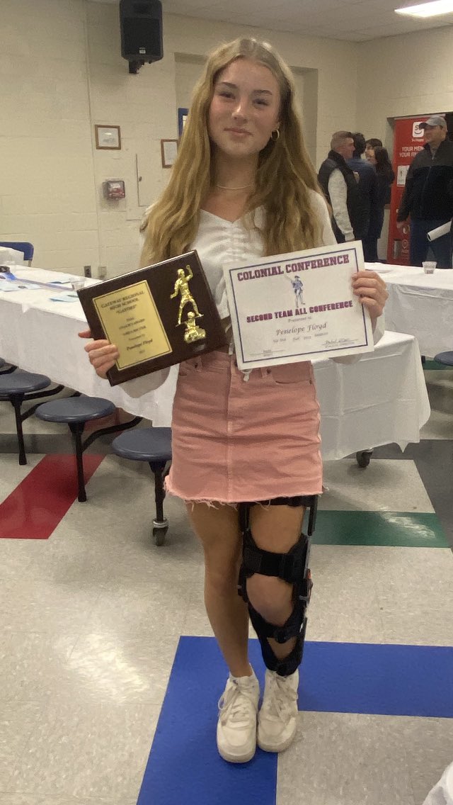 4davidfloyd's tweet photo. Pennys  Sophomore soccer season didn’t finish the way we all hoped(ACL), but she scored the “Coaches Award” tonight for not giving up this season!! So proud of you! https://t.co/qbROsJUQAE