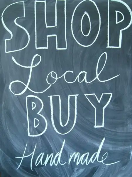 Why Buy Handmade, Handcrafted, or Local Art? #buybetter delmarvausa.blogspot.com/2023/11/buy-be… #meaningful #betterchoices #intentionalbuying