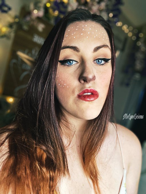 Don&rsquo;t mind me I&rsquo;ll just be over here making all of your fantasies come true. #cosplay #fae #romantic<a href="/tag/romantic"class="tags"><span>#romantic</span></a><a href="/tag/cosplay"class="tags"><span>#cosplay</span></a><a href="/tag/fantasy"class="tags"><span>#fantasy</span></a><a href="/tag/fae"class="tags"><span>#fae</span></a>