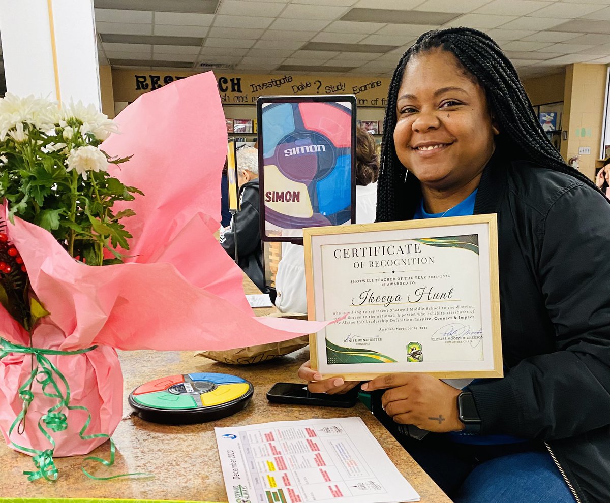 BrockNechole's tweet image. Please congratulate Shotwell’s T.O.Y. Ms.Hunt or Coach Hunt as her students call her. Congratulations 💛💚💛💚💛💚@AldineISD @ShotwellMS_AISD
