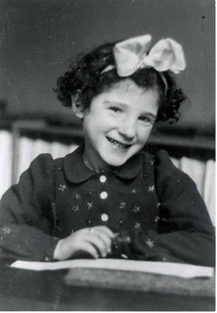 30 November 1936 | A Belgian Jewish girl, Anna van Kreveld, was born in Borgerhout. She emigrated to The Netherlands.

In November 1942 she was deported to #Auschwitz and murdered in a gas chamber after the selection.