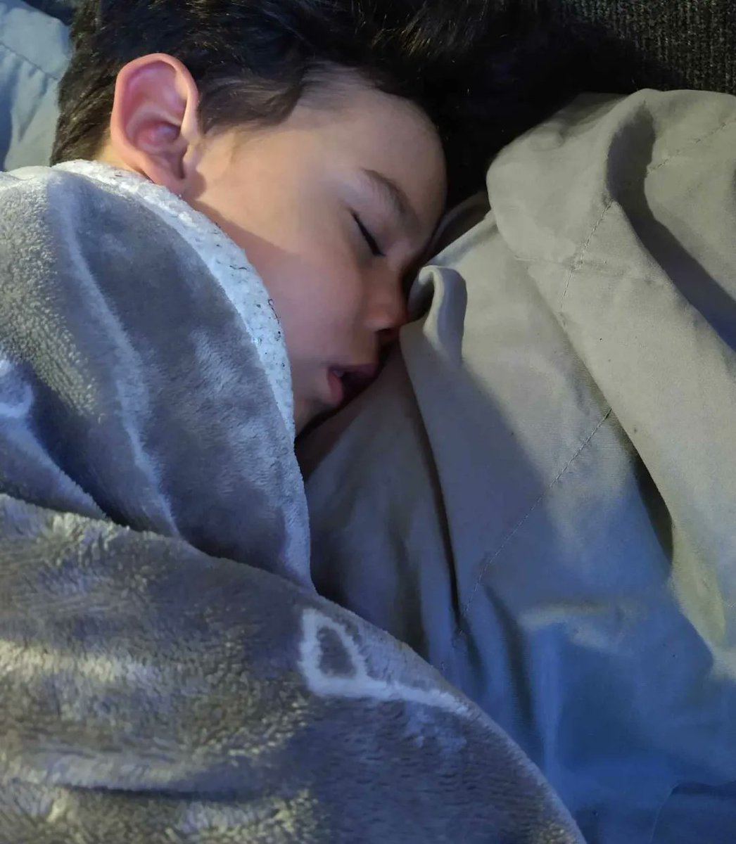 KellySludge's tweet image. 