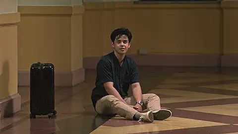 phoibee's tweet image. Manila Post Office 😢#SimulaSaGitna