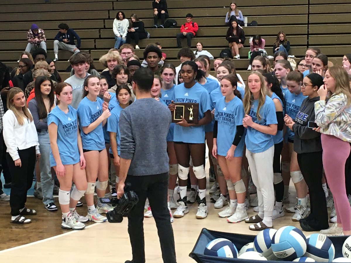 UPVBALL's tweet image. 🏆 T TIME 🏆 

Huge congratulations to Senior, OH, Tyne Ross for being awarded with the WRAL Extra Effort Award. Very well deserved! #vikingTOUGH #RiseUP