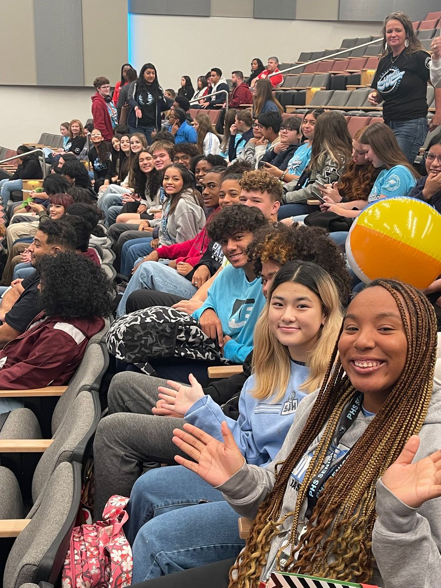 PaetowHS's tweet photo. Our students impress me everyday! These kiddos were chosen by staff to represent PHS at the Jostens event! These leaders came home with ideas on how to continue to create a culture and climate unique to Paetow Panthers! https://t.co/o90DBwTlPf