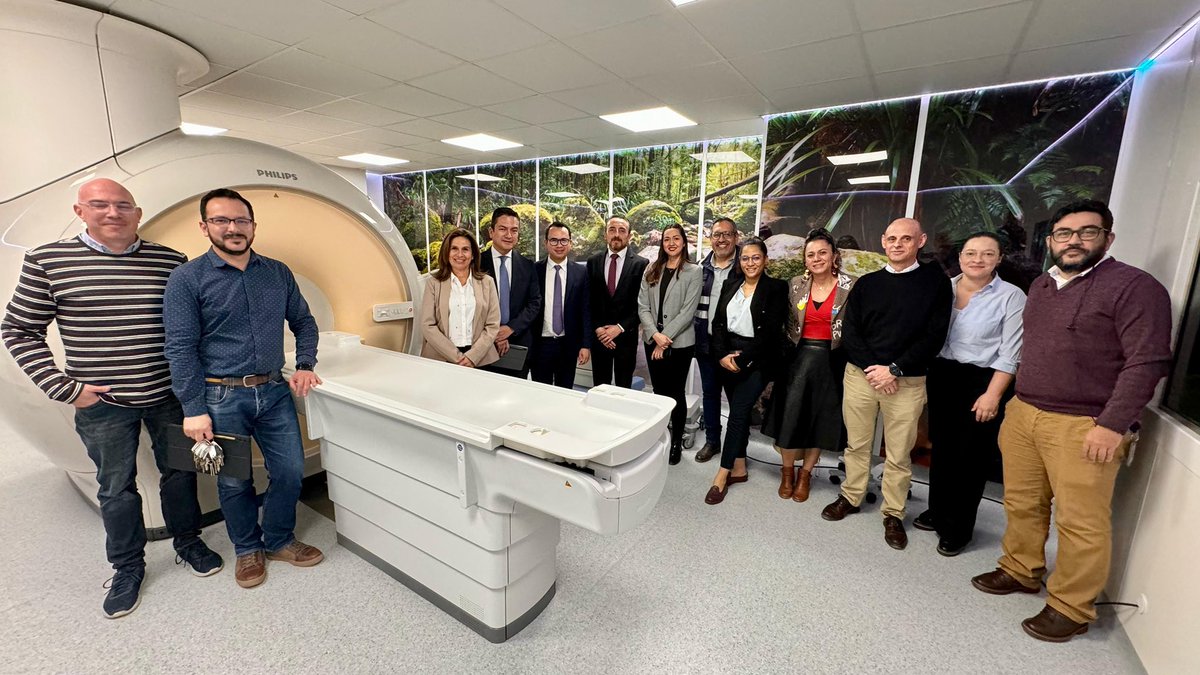 Siento una alegría indescriptible al ver el #HospitaldeBosa listo para servir a la población. Como dice <a href="/Maria_Constanz_/">María Constanza García Alicastro</a> “la infraestructura es un medio, no un fin”, y este proyecto nos motiva desde la #ANISocialyProductiva a trabajar más para seguir impactando la vida de los 🇨🇴