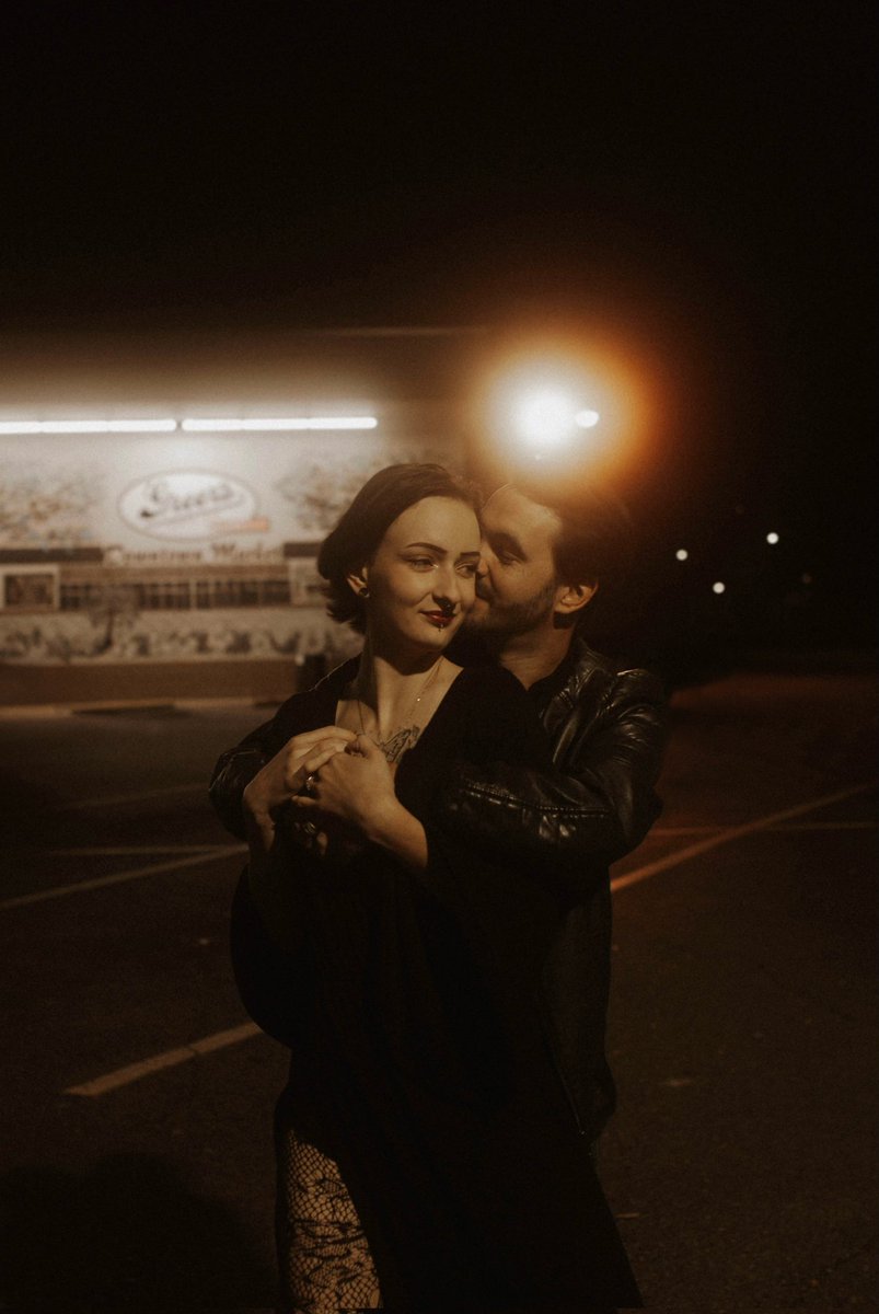 ChadJohnsonVO's tweet image. Love these photography pictures of my fiance and I ❤️