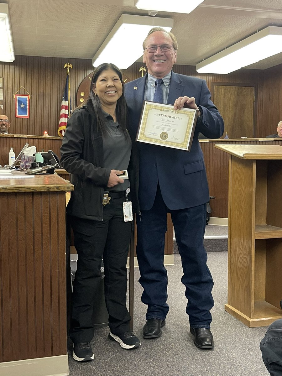 lassenPRB's tweet photo. Congratulations Supervising Deputy Probation Officer Jennifer Miller on your 10 years of service! Your hard work and dedication are truly appreciated!! 👏🎉🙏 https://t.co/ct1RZ3oxeO