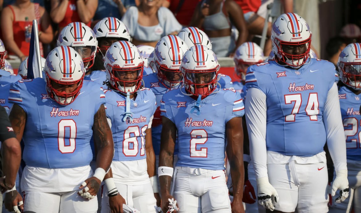 Blessed to say I have received a PWO to the University of Houston 
<a href="/coacharchiemac/">Archie McDaniel</a> <a href="/coachmlindsey/">Michael Lindsey</a> <a href="/RecruitLamar/">Recruit Lamar</a>