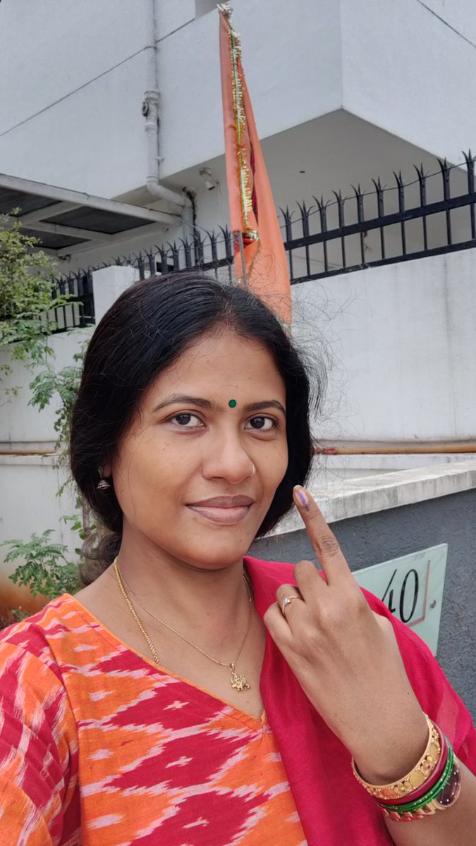 To Vote is My Right as Well as Responsibility....
Vote for Better People.

#Votingday 
#BJP4IND 
#BJP4Telanagna 
#BJP4SaubhagyaTelangana