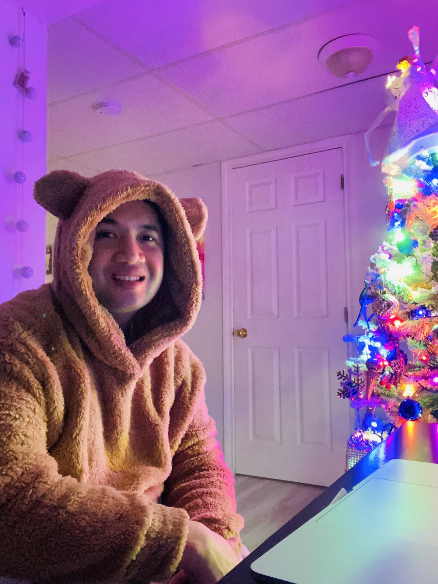 rozz_G12's tweet image. #justhome #relaxing #metime #christmasfeels #christmastree #chillvibes  #pasko #mabuhay kakamiss ang himig ng pasko sa Pinas